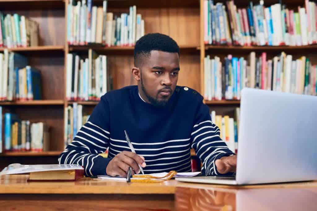 GAN reading comprehension